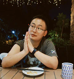 Zhichao Zhou